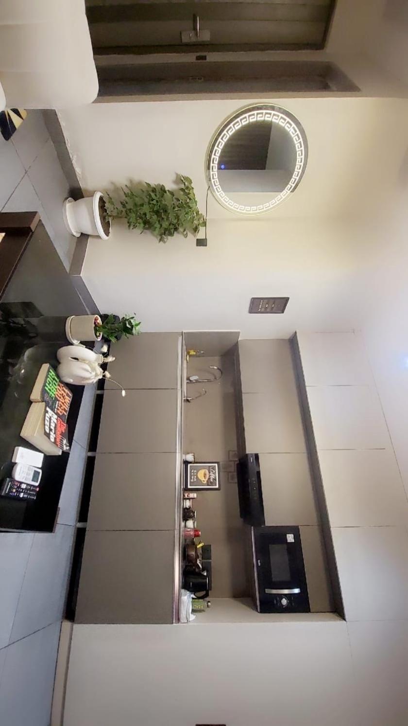 Apartment Atmosphere *